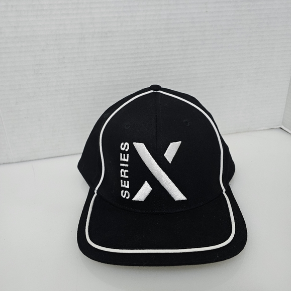 Nwt Official Xbox Series X Limited edition snapback Hat. - Picture 1 of 3